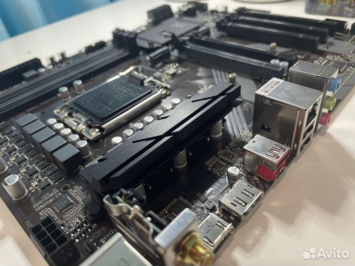 Материнская плата Gigabyte b760 DS3H-AX Wi-FI