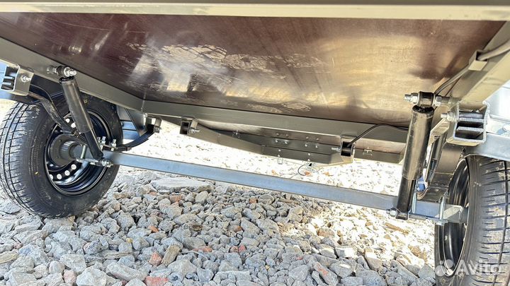 Прицеп 2.0*1,22 новый