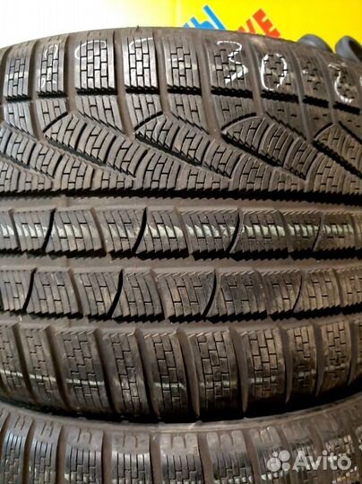 Pirelli Winter Sottozero 240 Serie II 295/30 R20 97V