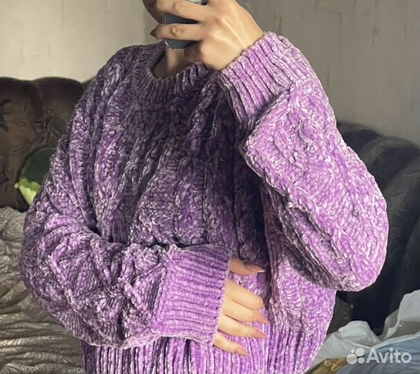 Свитер женский