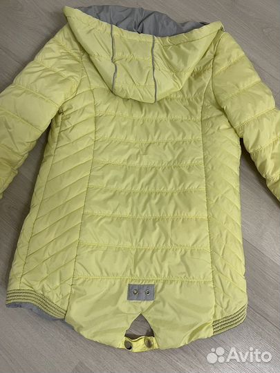 Куртка на девочку весна