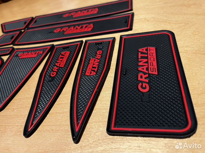 Силиконовые коврики панели приборов LADA Granta