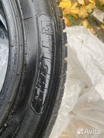 Tigar Ice 215/55 R17 V