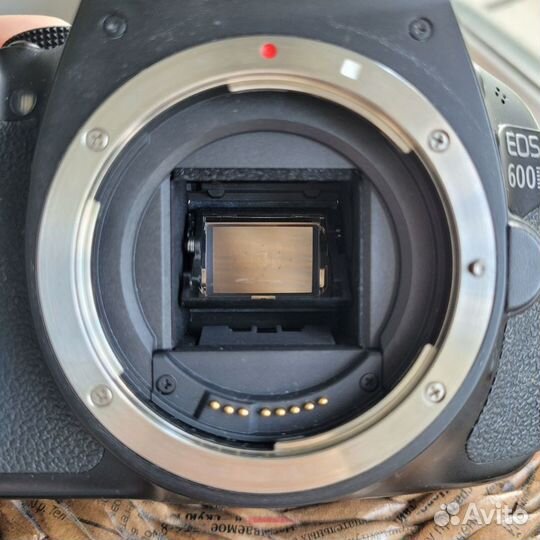 Canon eos 600d body