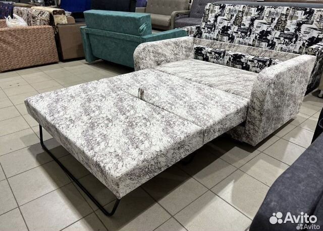 Диван Сакура