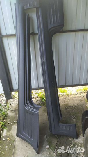 Накладки на пороги Ока