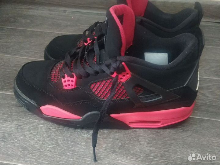 Nike air jordan 4