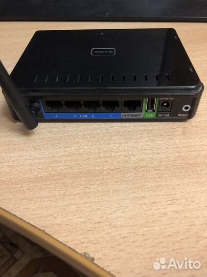 Wifi роутер Dlink DIR320NRU