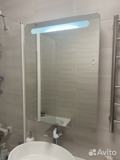 Зеркало в ванной комнате