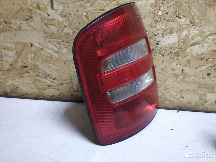 Фонарь задний левый Skoda Fabia 2000-2007