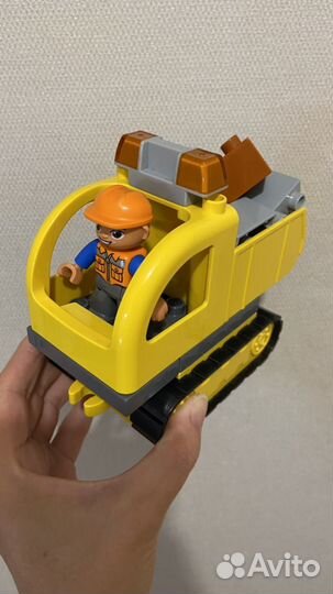 Lego duplo грузовик и гусеничный экскаватор