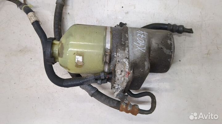 Насос усилителя руля Opel Astra H, 2010