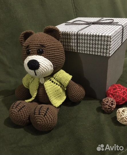 Мишка вязаный