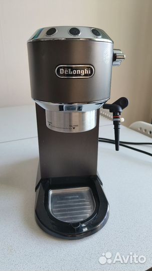 Кофеварка рожковая delonghi