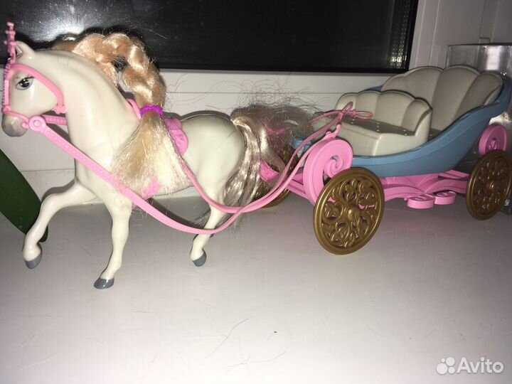 Карета с лошадью для кукол