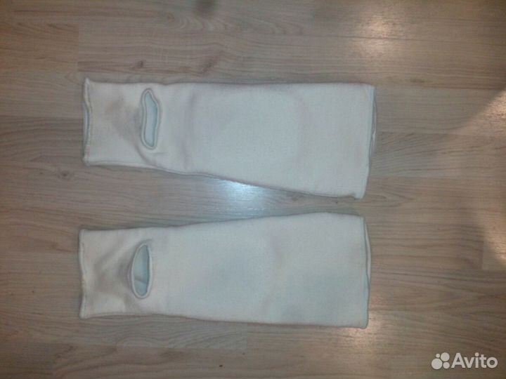 Форма для занятия единоборствами. Кимоно