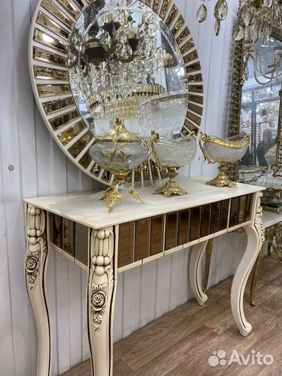 Туалетный столик