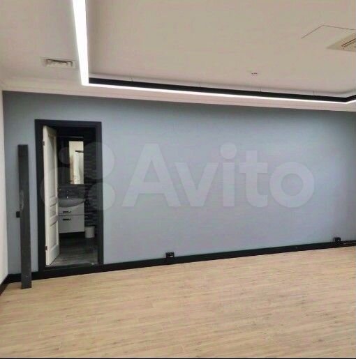 Здание, 100 м²