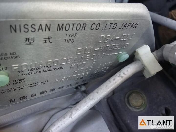 Замок двери задний правый nissan note