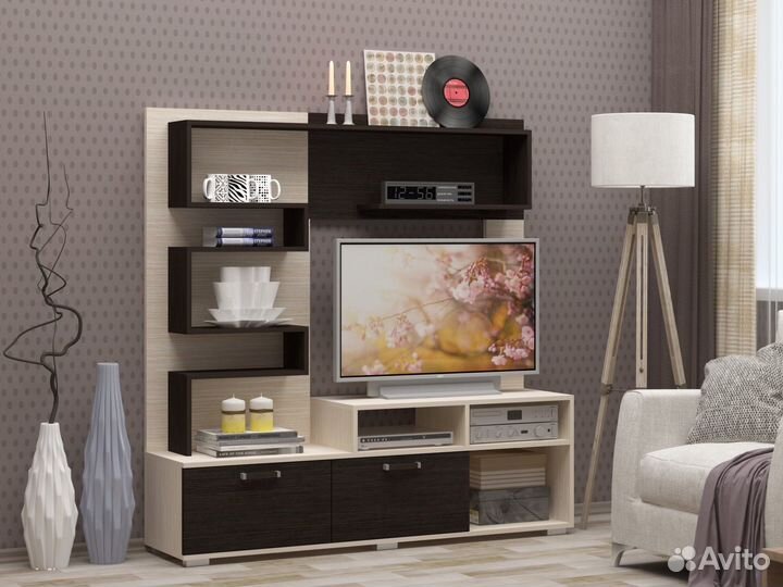 Стенка в гостиную