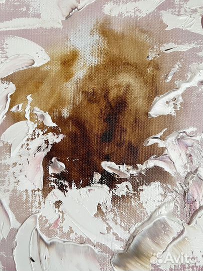 Абстрактный нежный пудровый пион в гостиную