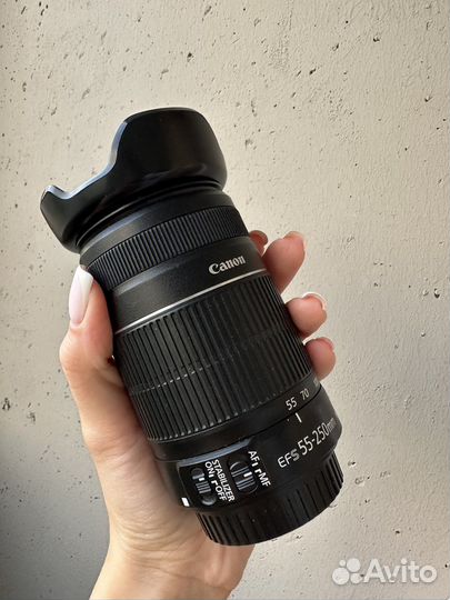 Объектив Canon EF-S 55-250mm f/4-5.6 IS II