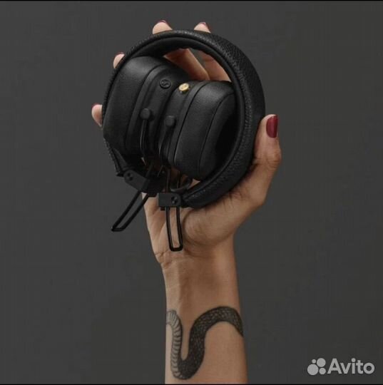 Беспроводные наушники