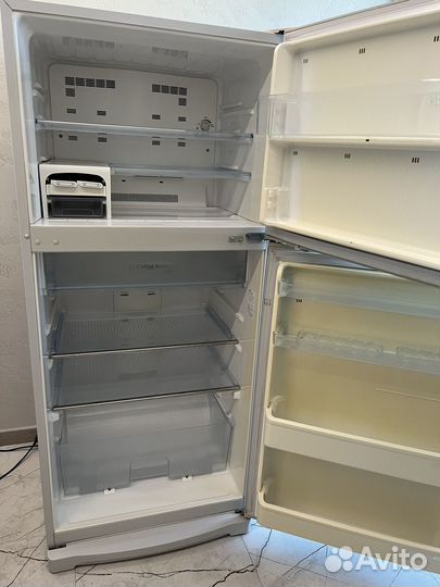 Холодильник sharp