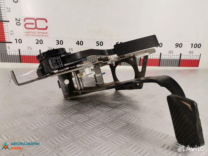 Педаль Chevrolet Equinox 2 2012 25897042