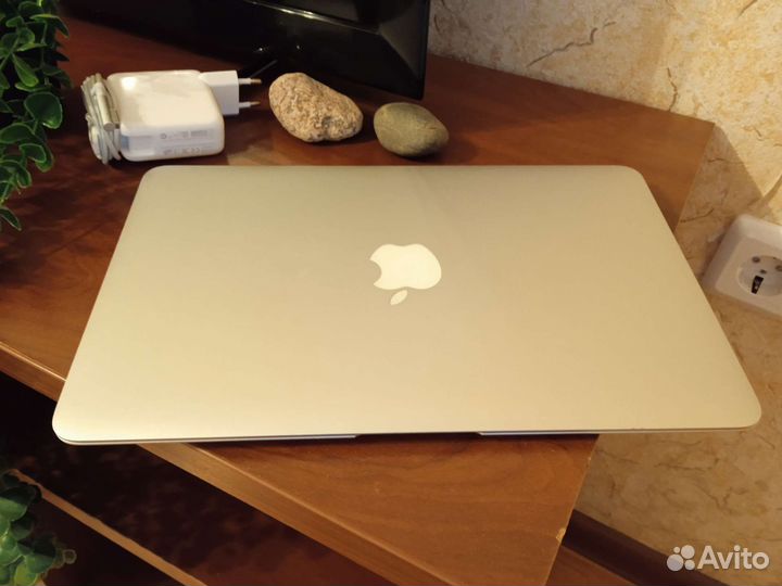 Apple MacBook Air