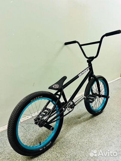 Трюковой велосипед bmx