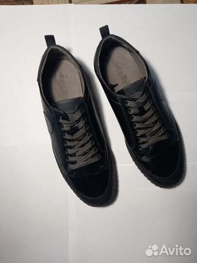 Черные туфли