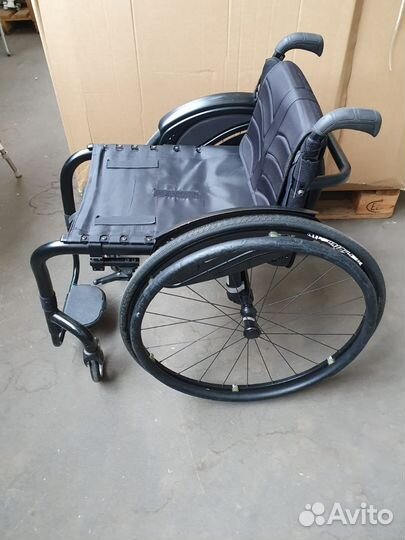 Инвалидная коляска активного типа