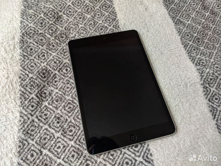 iPad Mini 2 32GB wifi+Cellular Space Gray