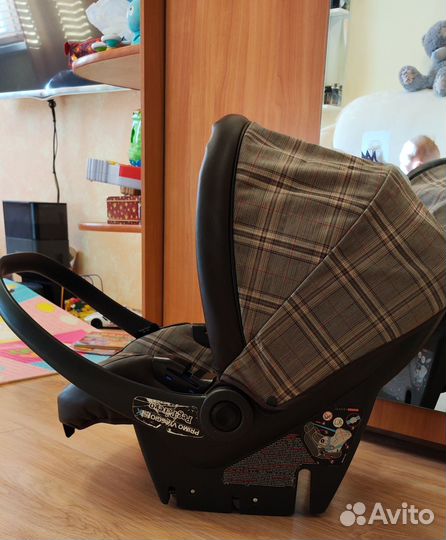 Автолюлька от 0 Peg-Perego Primo Viaggio tri-fix