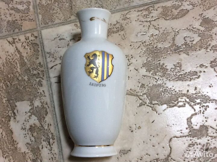 Маленькая вазочка