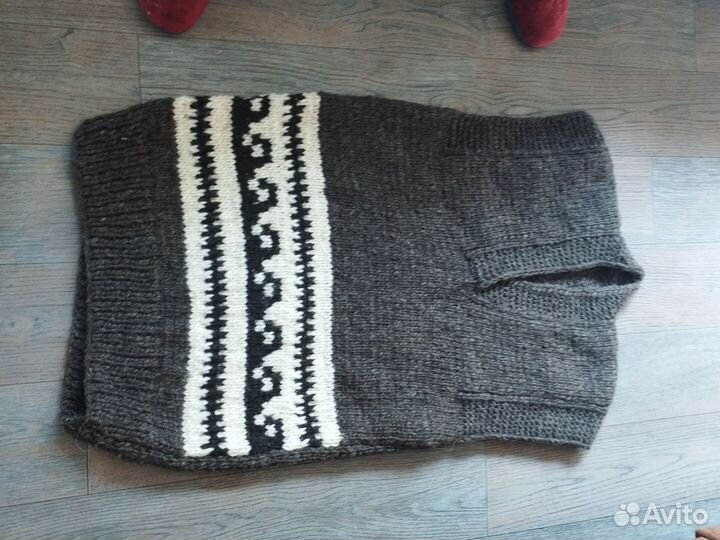 Безрукова шерстяная