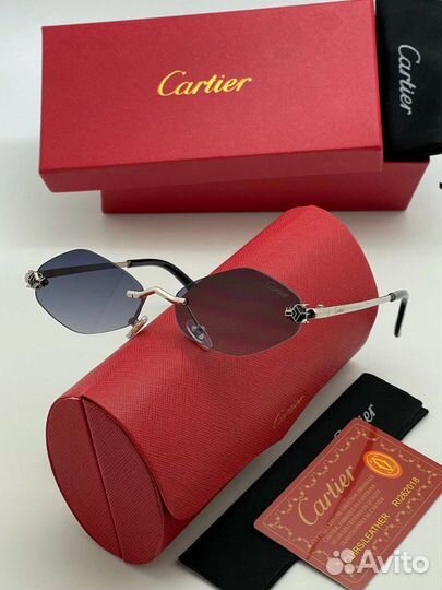 Солнцезащитные очки Cartier