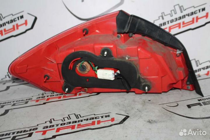 Фонарь nissan infiniti G25 G35 G37 skyline KV36 NV