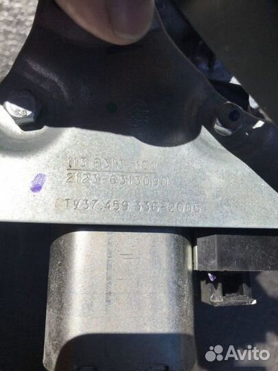 Моторчик стеклоочистителя задний Chevrolet Niva