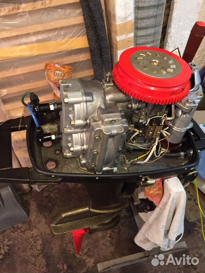 Продам подвесной лодочный мотор Вихрь 30