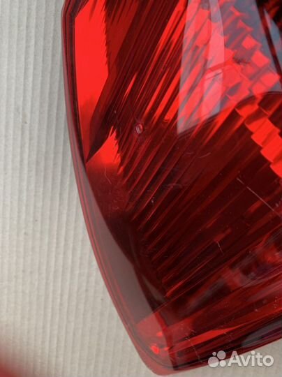 26554JD00A Фонарь задний правый Nissan Qashqai J10