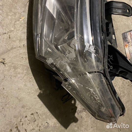 Фара левая mitsubishi outlander 3 ксенон