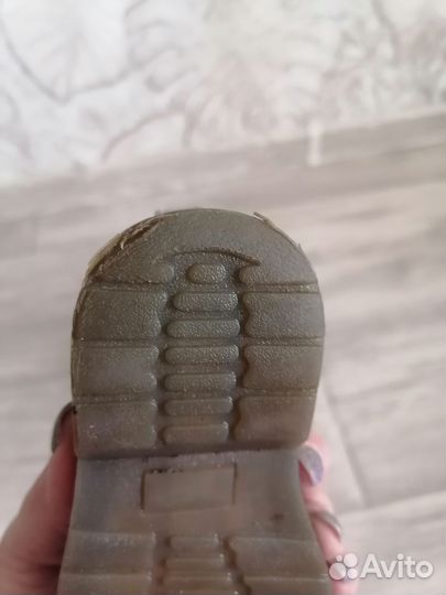 Ботинки для девочки