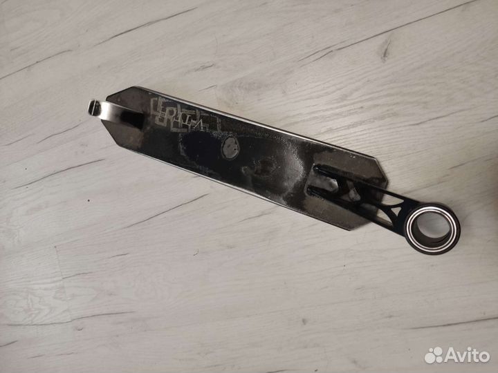 Дека для трюкового самоката парк