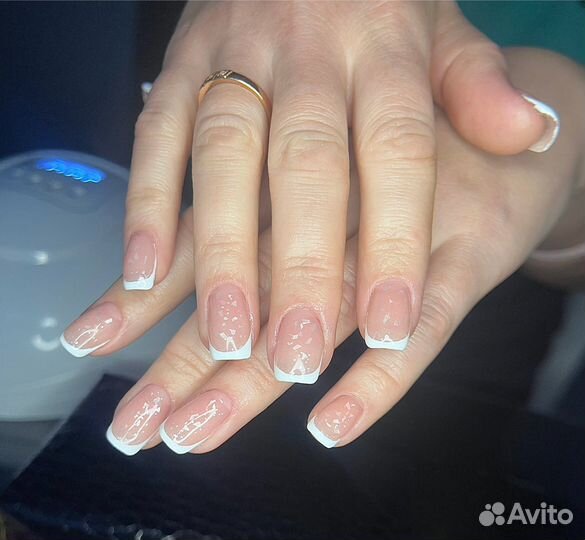 Маникюр и педикюр