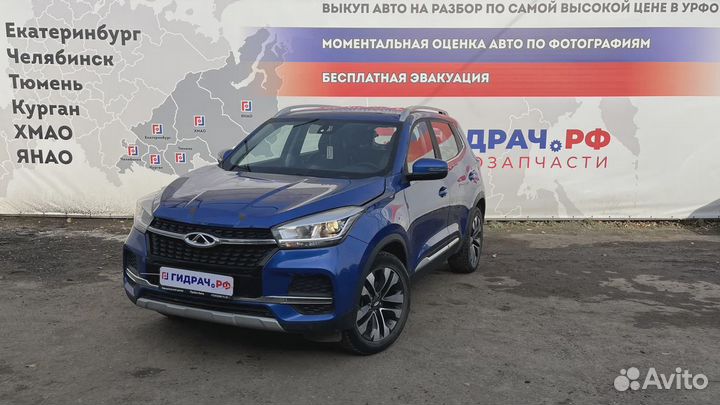 Накладка торпедо под воздуховод Chery Tiggo 4