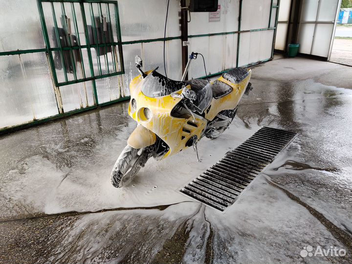 Suzuki GSX R250-2