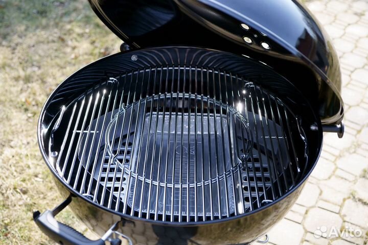 Угольный гриль Master-Touch GBS E-5750 57см черный