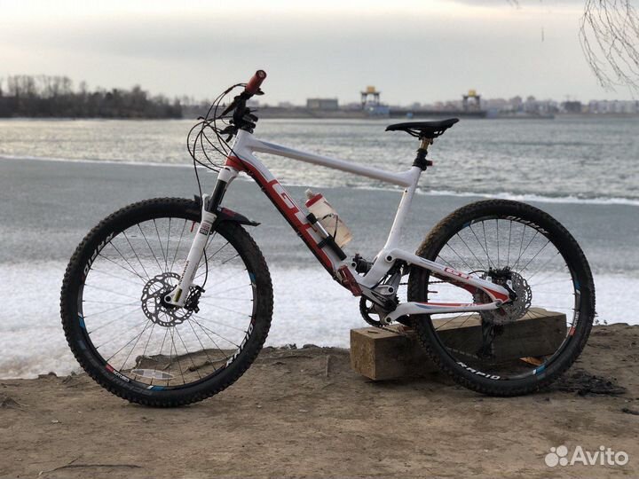 Велосипед двухподвес GT Helion Carbon Expert 2015